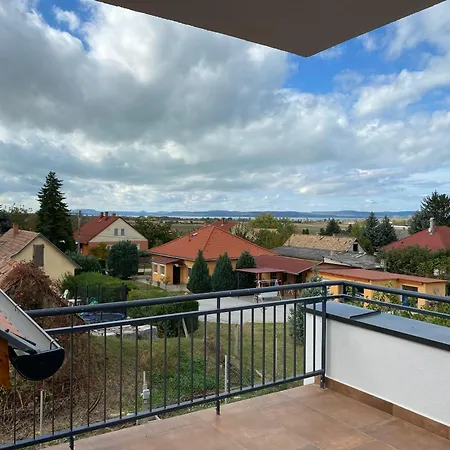 דירה Vitorlas באלאטונסארסו