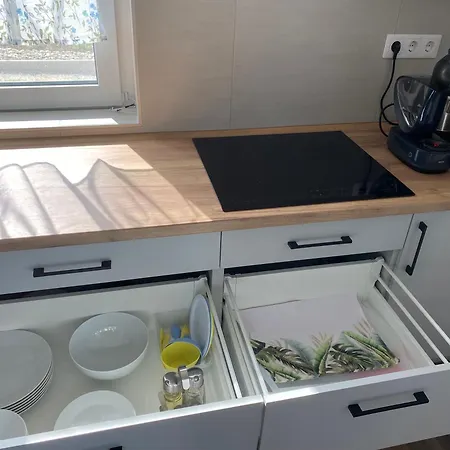 アパート Vitorlas バラトンサールソー