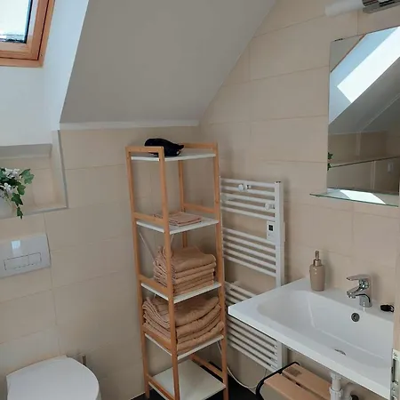 Vitorlas * באלאטונסארסו