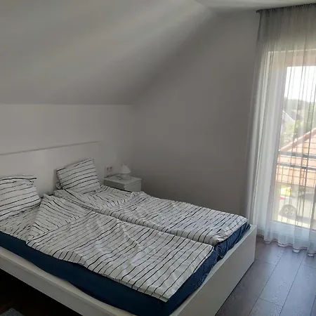 Vitorlás
