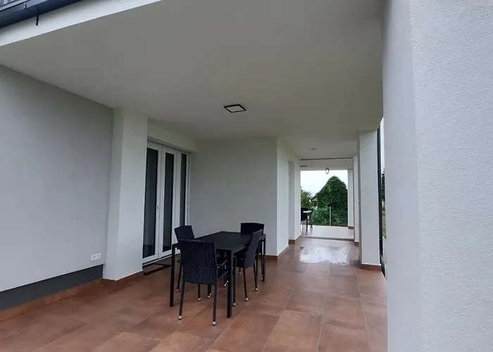 Vitorlás Balatonszarszo