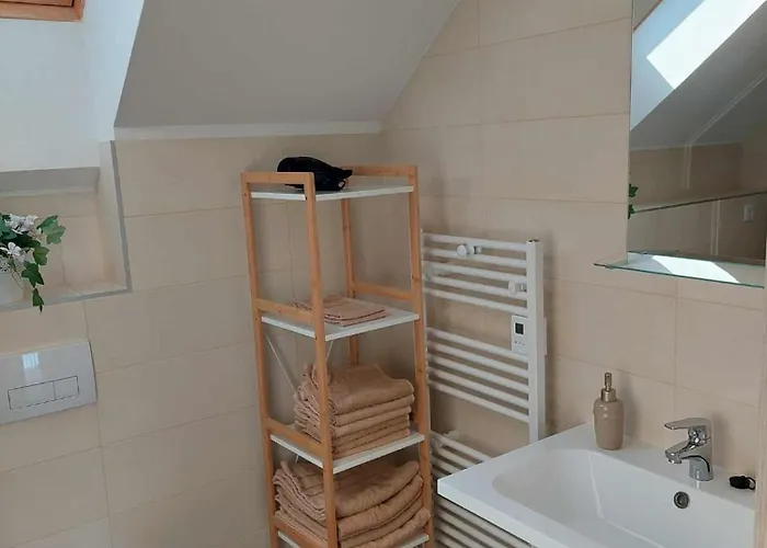 Vitorlas * Balatonszarszo